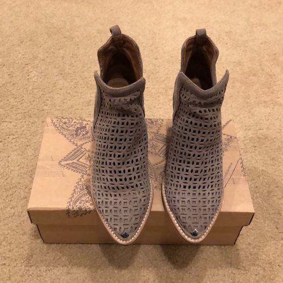 New Jeffrey Campbell Cromwell Booties Size 35.5 - Picture 10 of 10